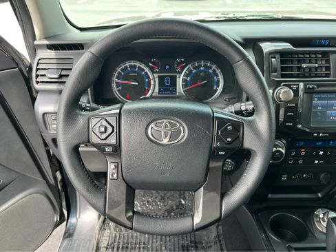 Used 2019 Toyota 4Runner Limited AWD/4WD image 35