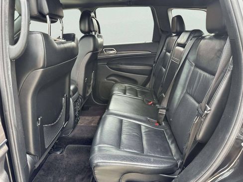 Used 2016 Jeep Grand Cherokee Limited AWD/4WD image 14
