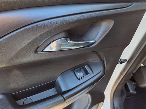 Used 2023 Chevrolet TrailBlazer LT w/ Convenience Package image 19