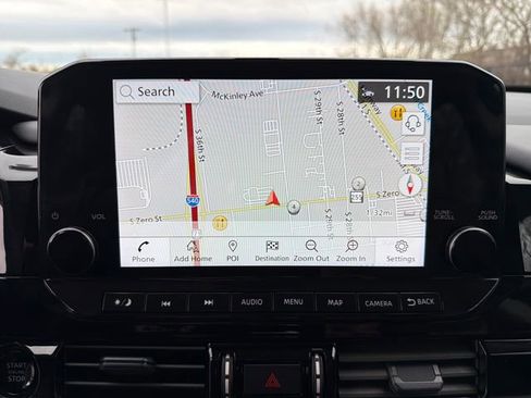 Used 2025 Nissan Pathfinder SL image 22