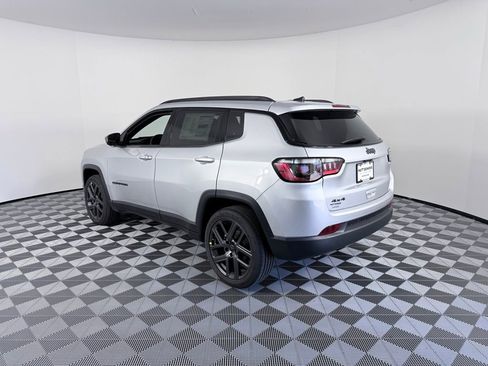 New 2026 Jeep Compass Latitude image 5