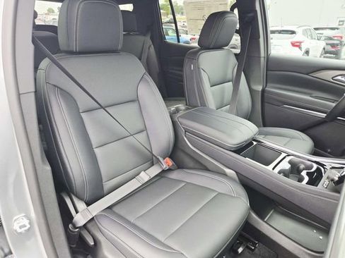 New 2026 Chevrolet Traverse LT w/ LPO, Floor Liner Package image 14
