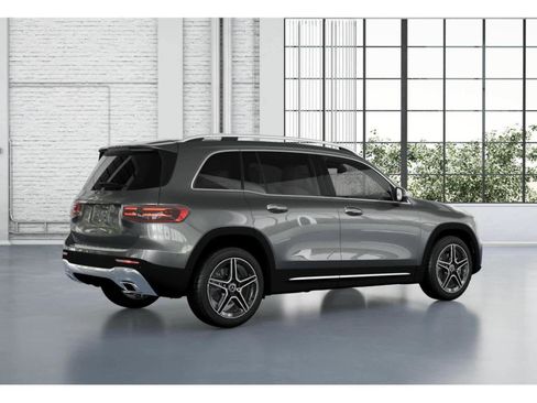 New 2026 Mercedes-Benz GLB 250 image 18
