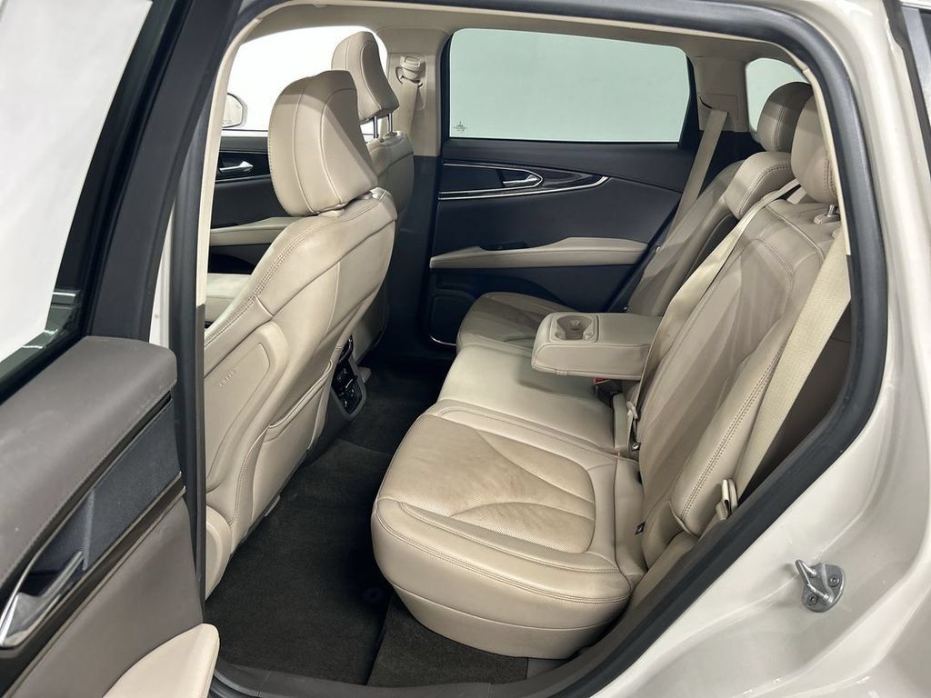 Used 2022 Lincoln Nautilus Reserve AWD/4WD image 21