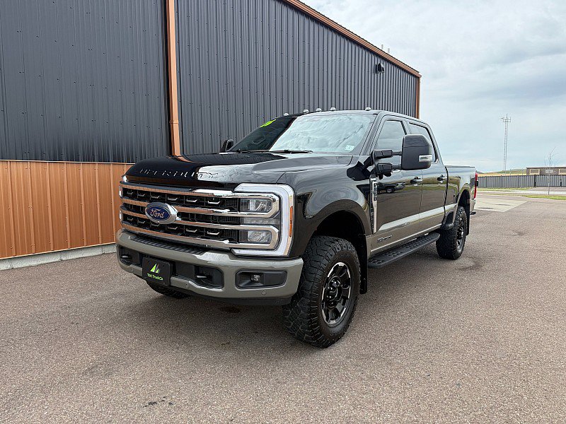 Used 2026 Ford F350 King Ranch w/ Tremor Off-Road Package AWD/4WD image 2