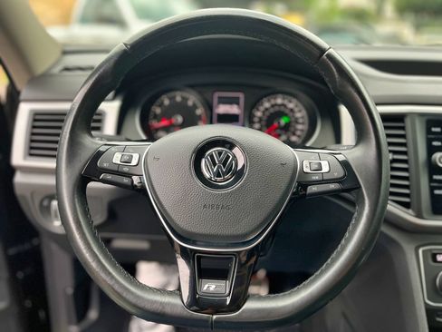 Used 2019 Volkswagen Atlas SE AWD/4WD image 40