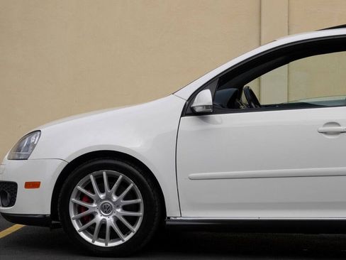 Used 2007 Volkswagen GTI 4-Door FWD image 12
