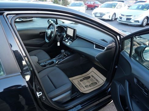 Used 2023 Toyota Corolla LE image 16