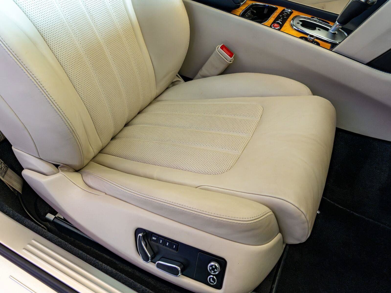 Used 2012 Bentley Continental GT AWD/4WD image 21