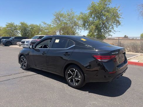 Used 2025 Nissan Sentra SV FWD image 7