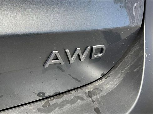 New 2025 Nissan Kicks SV w/ SV Premium Package image 12