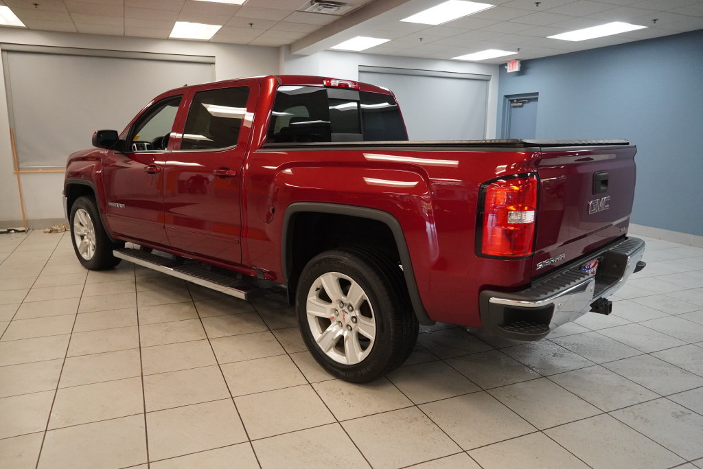 Used 2018 GMC Sierra 1500 SLE w/ SLE Value Package AWD/4WD image 4