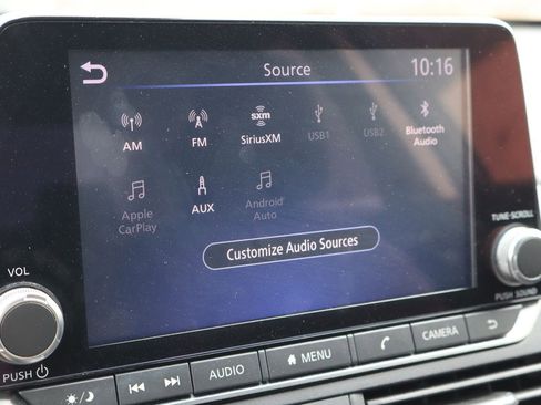 Used 2024 Nissan Altima 2.5 SV FWD image 8