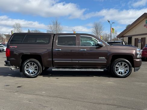 Used 2016 Chevrolet Silverado 1500 High Country w/ High Country Premium Package image 9