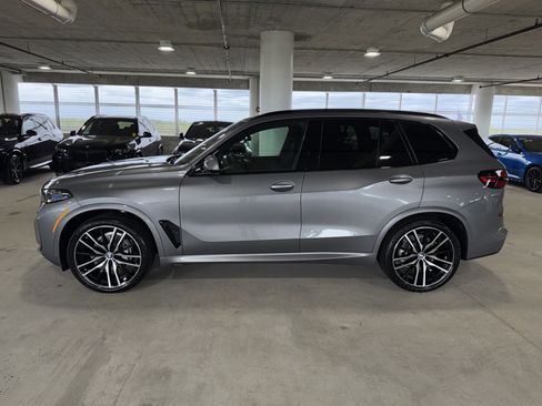 New 2026 BMW X5 xDrive40i w/ M Sport Package image 4