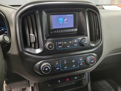 Used 2015 Chevrolet Colorado W/T RWD image 19