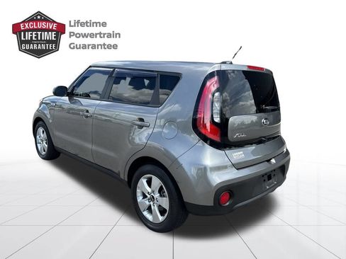 Used 2019 Kia Soul FWD image 3