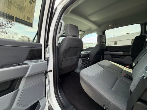 Certified 2022 Ford F150 XLT w/ Equipment Group 302A High image 29