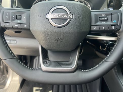 New 2026 Nissan Pathfinder SV w/ Cargo Package FWD image 9