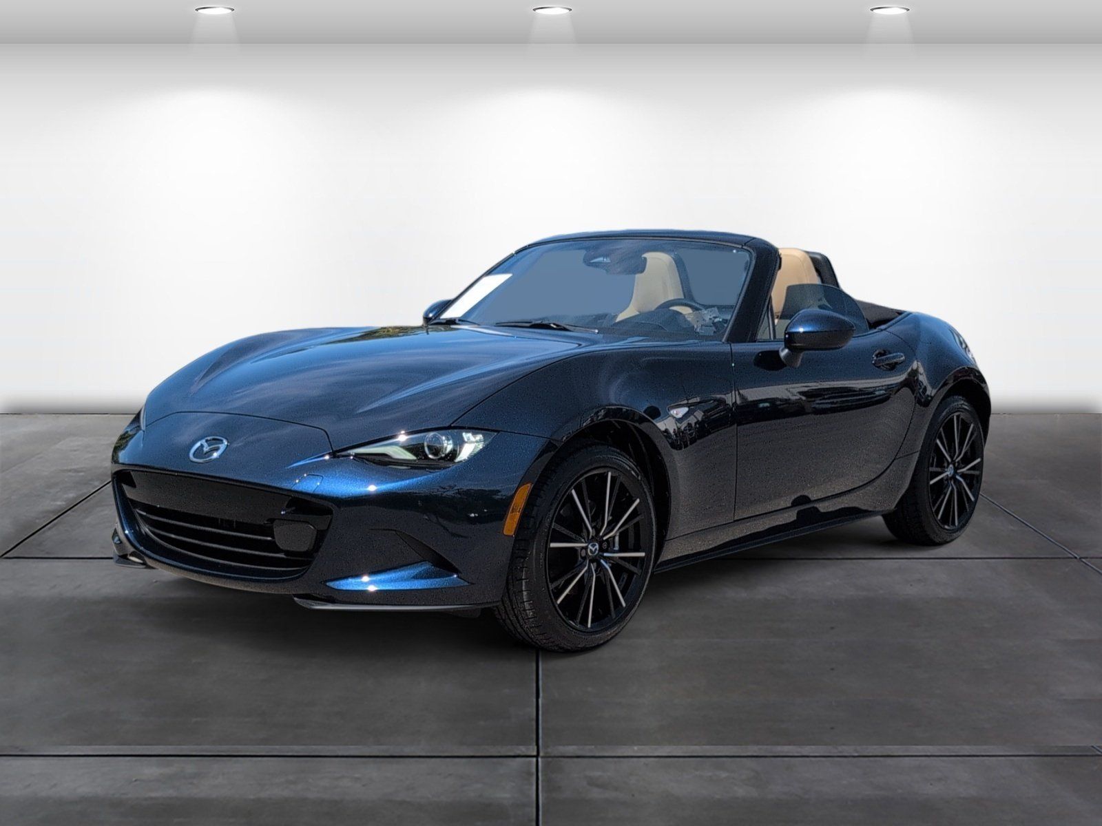 Used 2026 MAZDA MX-5 Miata Grand Touring RWD image 4