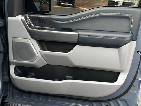 Used 2023 Ford F150 Limited image 40