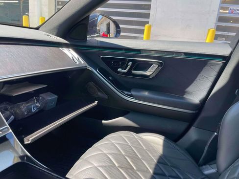 Used 2023 Mercedes-Benz S 580 4MATIC Sedan image 31