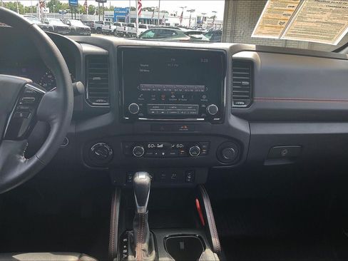 Used 2023 Nissan Frontier PRO-4X w/ Pro-4X Premium Package AWD/4WD image 6