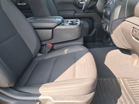 Used 2023 Chevrolet Silverado 1500 Custom Trail Boss image 17