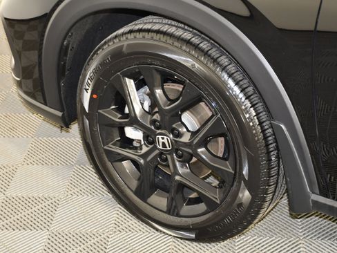 Certified 2025 Honda HR-V Sport image 39
