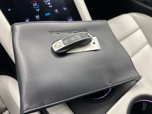 Used 2024 Porsche Taycan GTS image 29