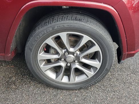 Used 2017 Jeep Grand Cherokee Overland image 43