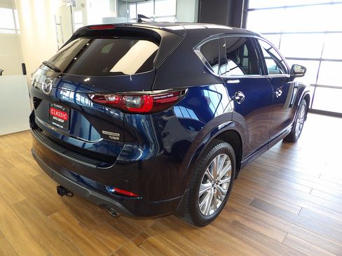 Used 2022 MAZDA CX-5 Signature AWD/4WD image 6