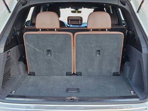 Used 2018 Audi Q7 3.0T Prestige image 6