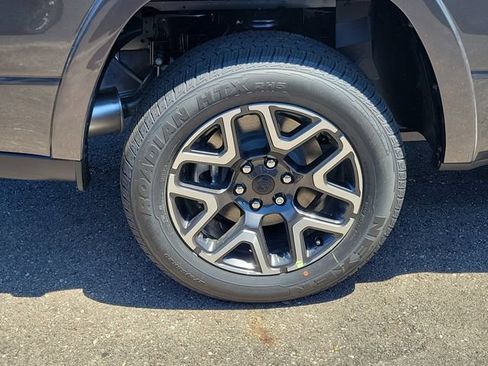 New 2026 RAM 1500 Laramie AWD/4WD image 6