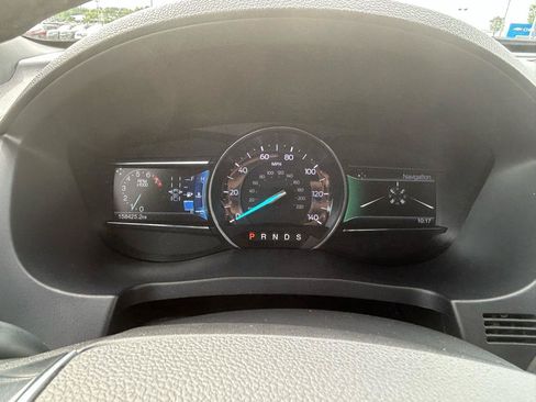 Used 2017 Ford Explorer Limited w/ Equipment Group 301A AWD/4WD image 22