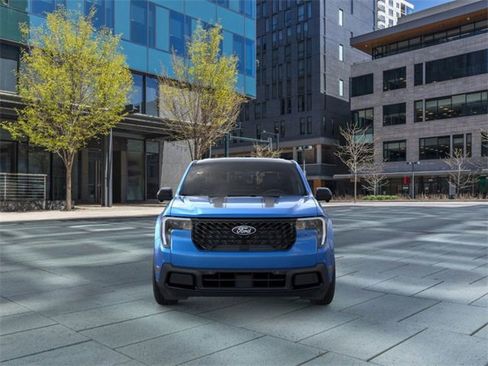 New 2025 Ford Maverick Lariat w/ Black Appearance Package image 6