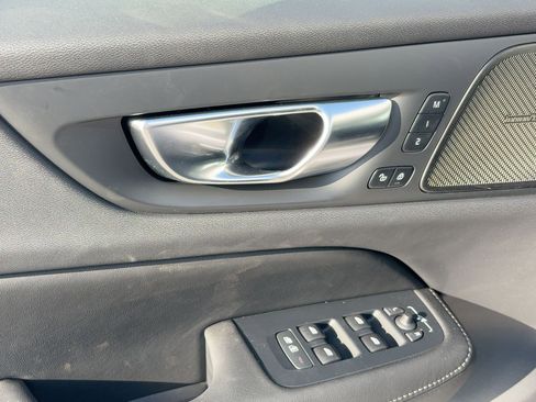 Certified 2026 Volvo V60 B5 Cross Country Ultra image 13
