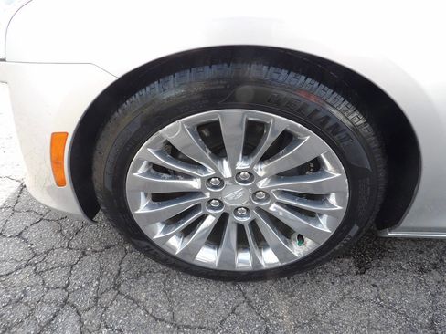 Used 2017 Cadillac CTS Luxury AWD/4WD image 5