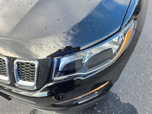 Used 2019 Jeep Compass Latitude w/ Cold Weather Group AWD/4WD image 23