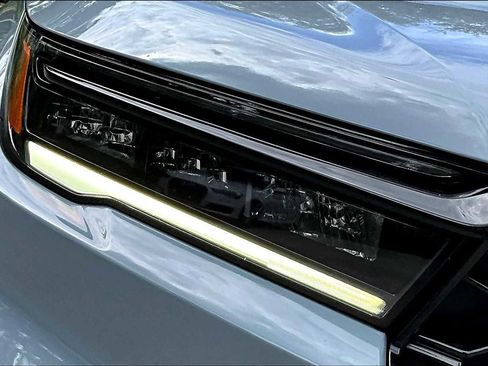 Used 2025 Honda Pilot Black Edition image 51