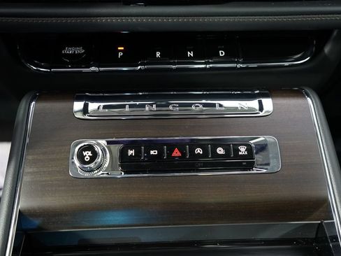 New 2026 Lincoln Aviator Reserve w/ Jet Appearance Package AWD/4WD image 31