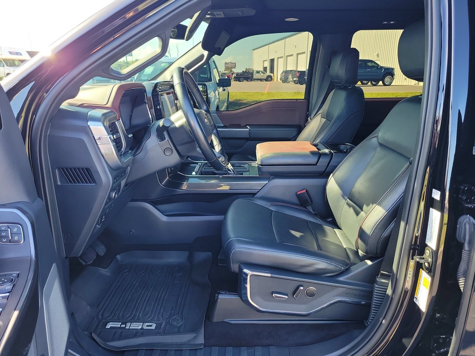 Used 2021 Ford F150 Lariat w/ Equipment Group 502A High AWD/4WD image 17