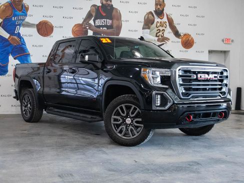 Used 2021 GMC Sierra 1500 AT4 w/ AT4 Value Package image 2