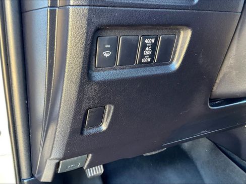 Used 2016 Toyota 4Runner Limited image 32