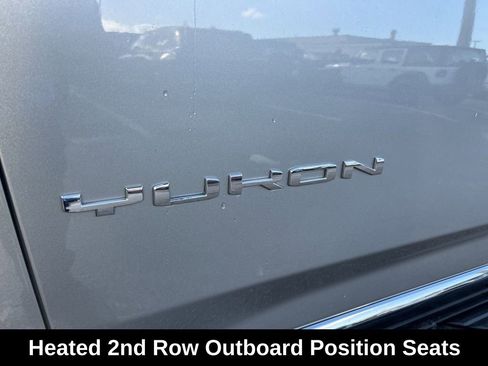Used 2024 GMC Yukon XL SLT image 19