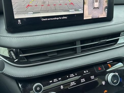 Certified 2023 INFINITI QX60 Luxe w/ Cargo Package image 31