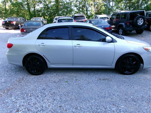 Used 2011 Toyota Corolla LE FWD image 8