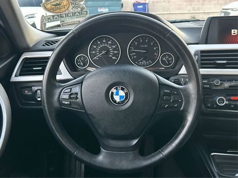 Used 2014 BMW 320i Sedan image 17