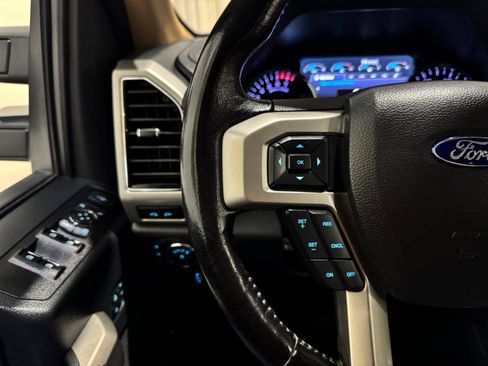 Used 2022 Ford F250 Lariat w/ Lariat Value Package AWD/4WD image 53