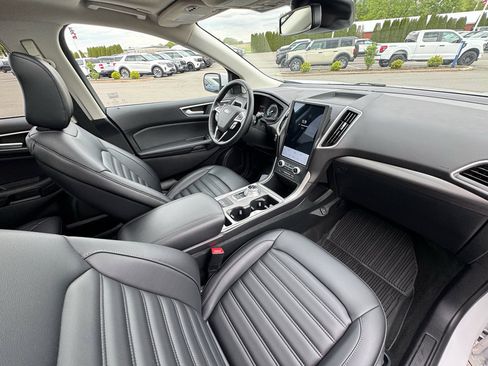 Used 2024 Ford Edge SEL w/ Convenience Package AWD/4WD image 11